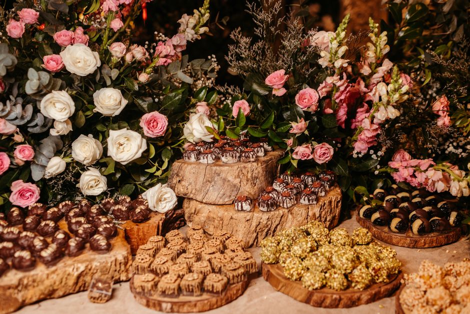 Bouquet et chocolats : le duo cadeau qui fait toujours plaisir