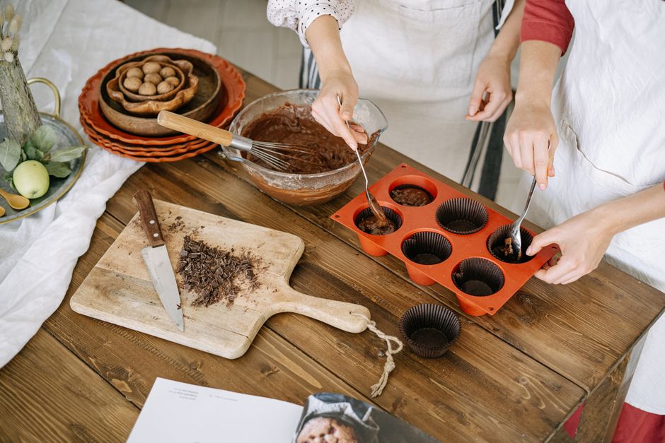 Bonbons de chocolat : réussir des coques fines